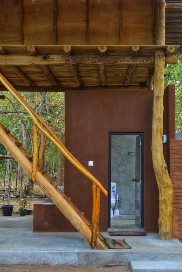 Pidurangala View Treehouse Apartment Sigiriya Exterior photo